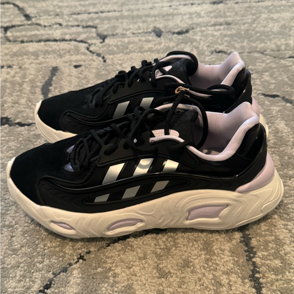 Adidas women’s Oznova - Picture 5 of 11